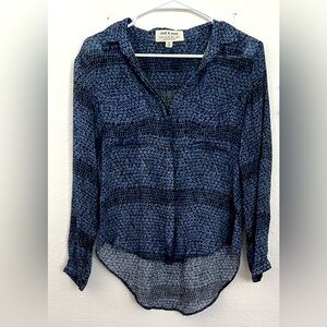 Cloth & Stone Women’s Blue Long Sleeve Button Up Blouse Size: XS Petite